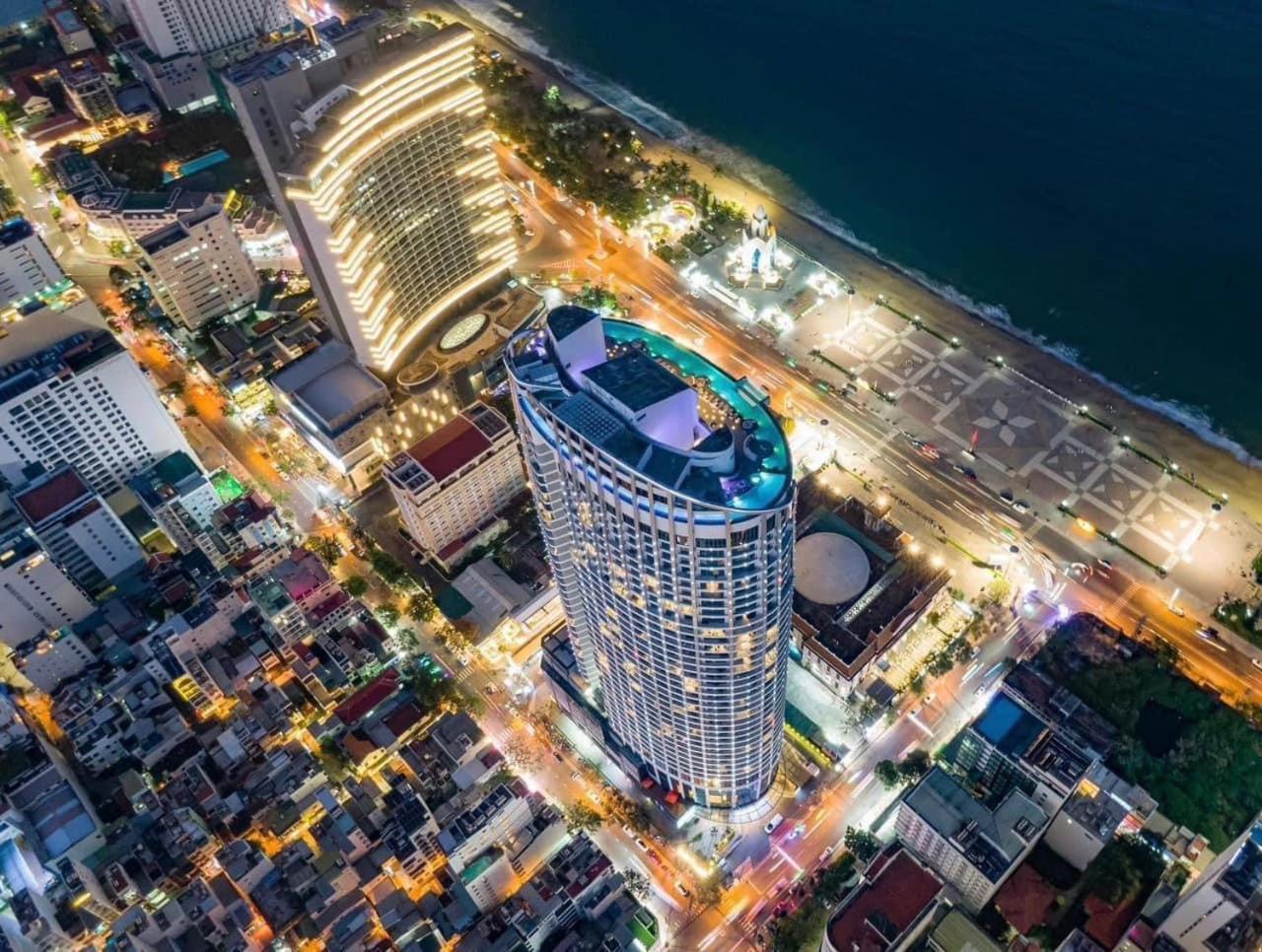 Oceanfront Panorama Residence Нячанг Экстерьер фото